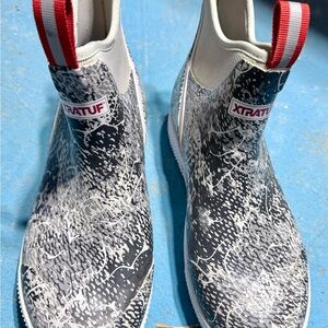 Men’s XTRATUF Sport Black and White Ankle Boots (Size 10) Brand New